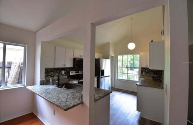 9735 Fredericksburg Road Gallery 4