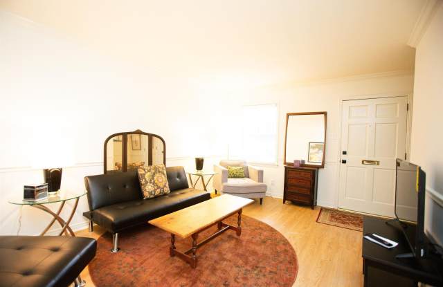 601 Brookside Drive Gallery 4