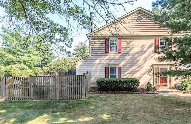 7556 Blanford Ct Gallery 2