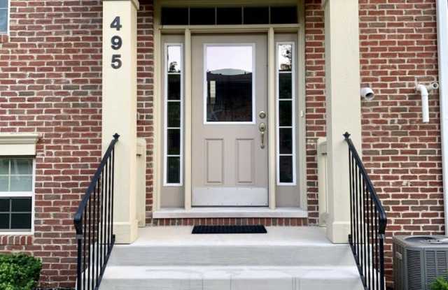 495 Kenilworth Avenue Gallery 2