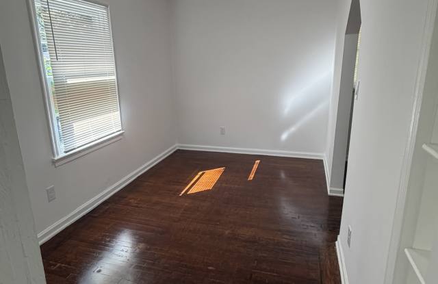 2140 Burroughs Avenue Southeast Gallery 1