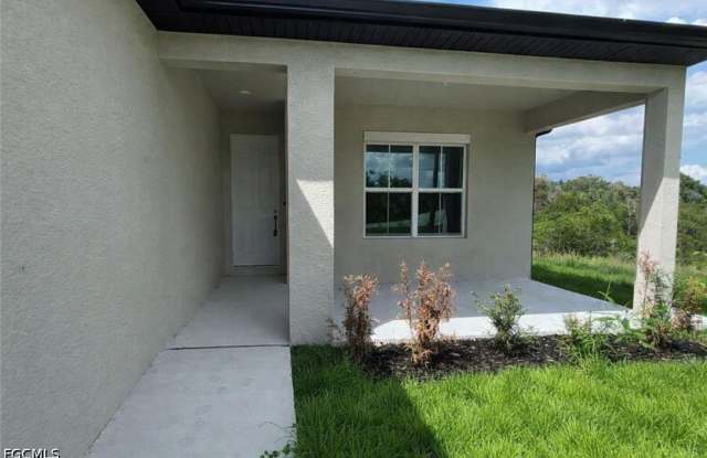 460 Westchester Drive Gallery 2