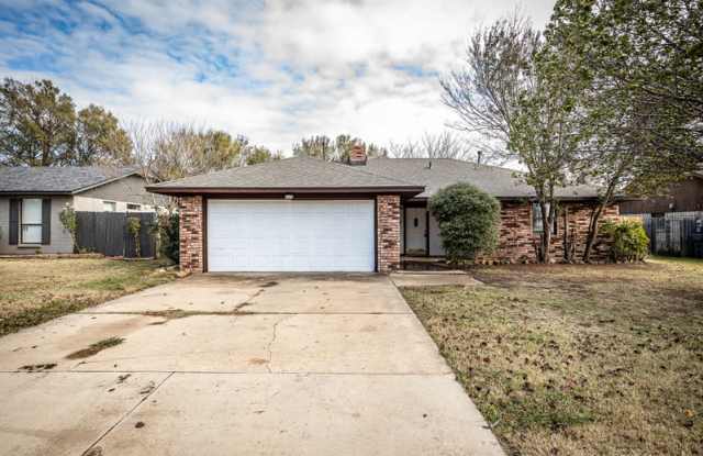 2105 Northwest 54th Street - 2105 Northwest 54th Street, Lawton, OK 73505
