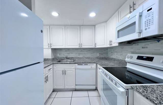 2500 Inverrary Club photos photos