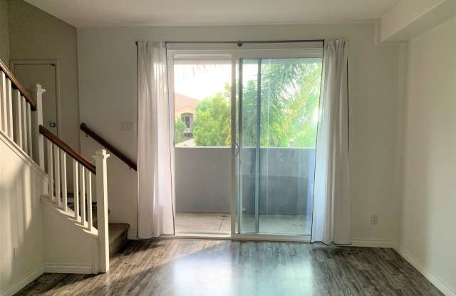 1760 East Palomar #122 Gallery 3