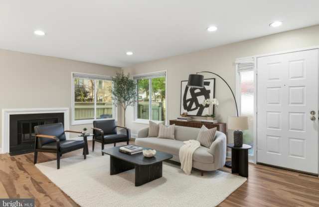 20 LEA POND Court photos photos