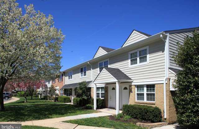 746 CRUCIBLE COURT Gallery 3