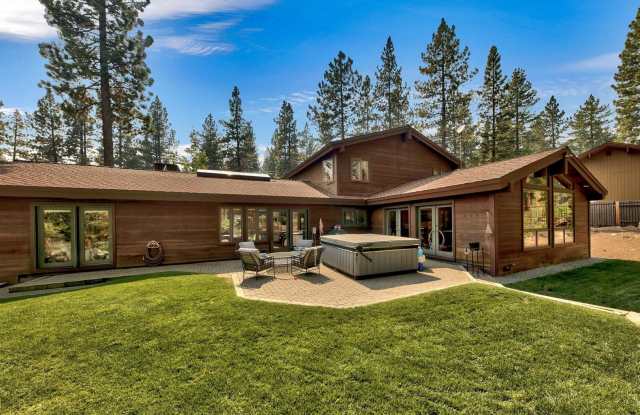 982 Sandiron photos photos