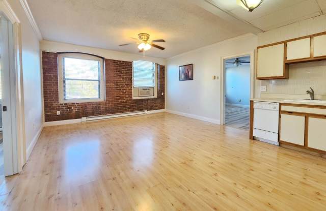 Loft style condo with 2bed 1.5bath, elevator building with parking. - 80 Foster Street, Peabody, MA 01960