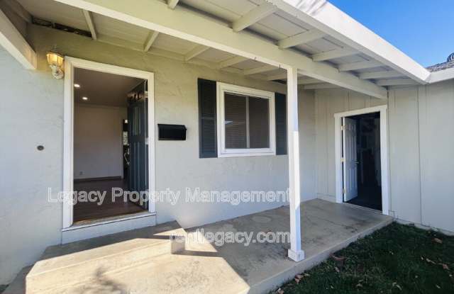 5553 Indiana Drive Gallery 3