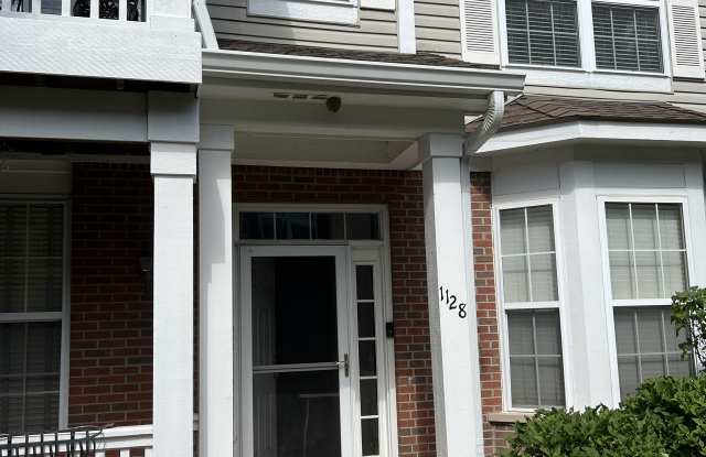 1128 Georgetown Way photos photos