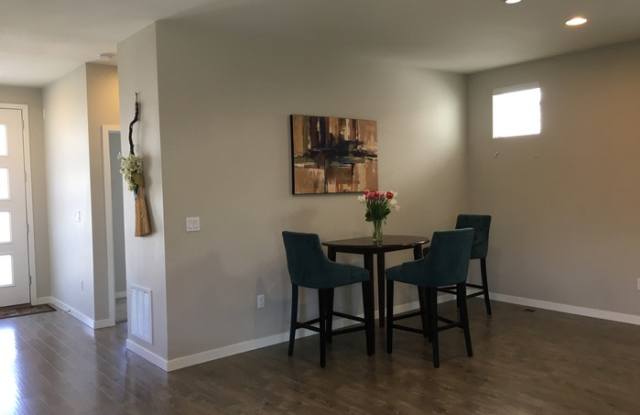 3423 Cranston Circle Gallery 3