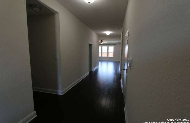 8518 Briscoe Fields Gallery 2