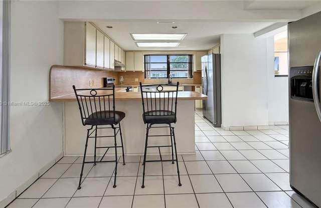 8877 SW 36th Street, Miami, FL 33165 Gallery 4