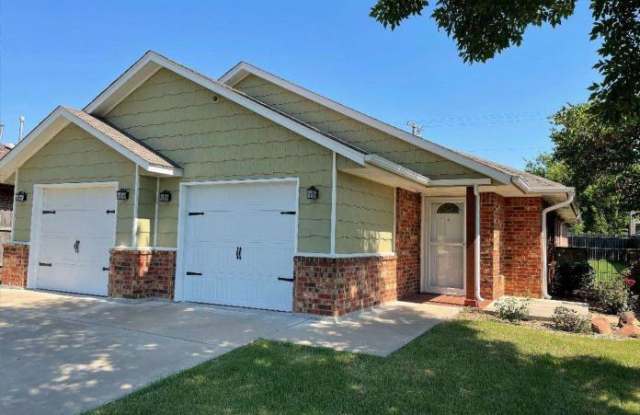 2513 Sw E Avenue photos photos