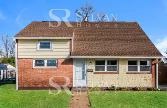 1503 Montgomery Road photos photos