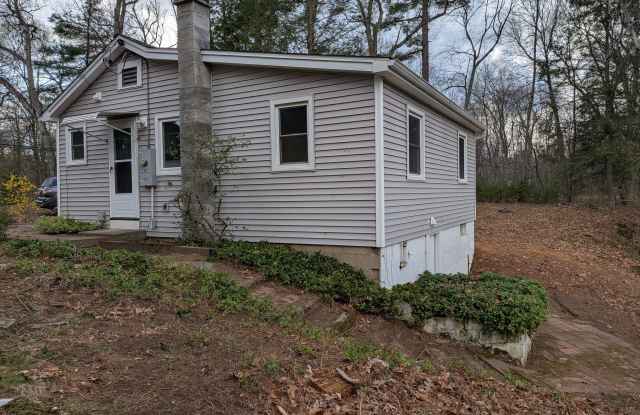 414 Salmon Brook Street Gallery 2