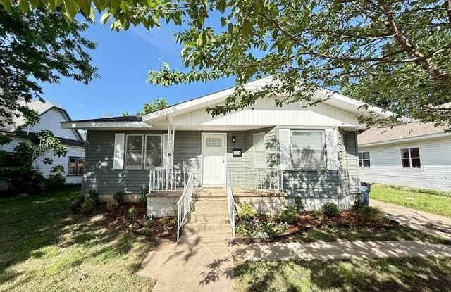 424 N Market Avenue photos photos