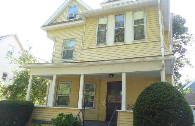 29 Roxbury St. Gallery 3