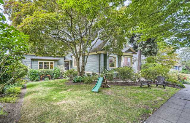 Queen Anne Home photos photos