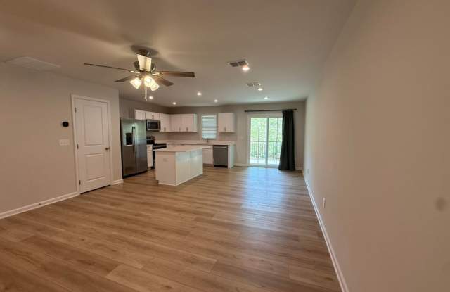 Modern 3-Bedroom Townhome in Arden Woods Gallery 3