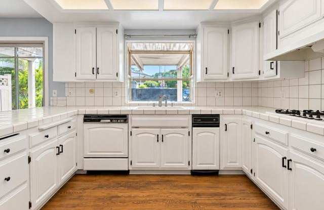 15376 Valley Vista Boulevard Gallery 4