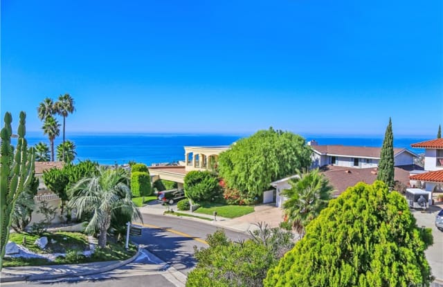308 E Avenida Cordoba - 308 East Avenida Cordoba, San Clemente, CA 92672
