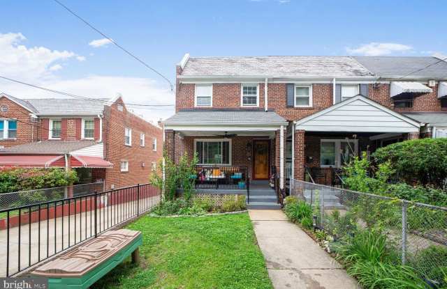 82 ALLISON STREET NE photos photos