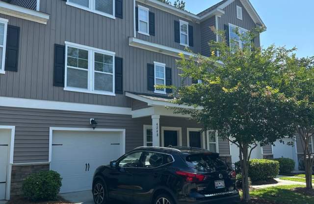 Updated Three Bedroom Townhome in West Ashley photos photos