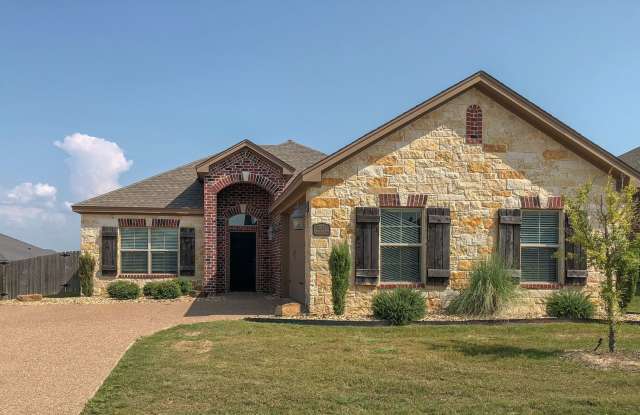 3 Bedroom Single Family Home: Refrigerator, washer and dryer included. photos photos