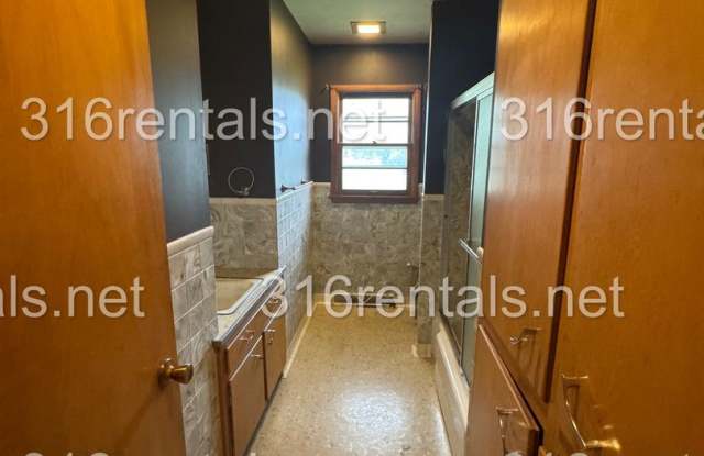 $975 - 3 bed 1 bath - Single Family Home photos photos $975 - 3 bed 1 bath - Single Family Home photos photos