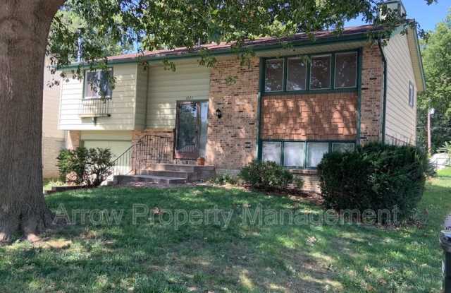 1925 Manor Court photos photos