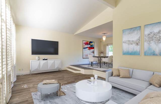 22733 De Kalb Drive Gallery 4