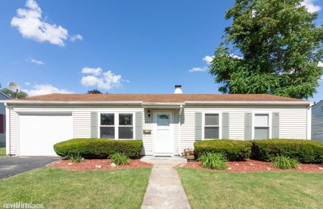 611 Iola Ave - 611 Iola Avenue, Romeoville, IL 60446