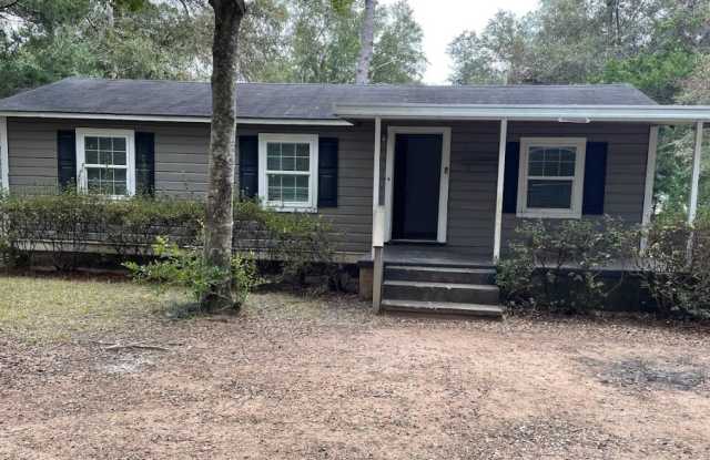 1408 Gillespie Avenue - 1408 Gillespie Avenue, Albany, GA 31707