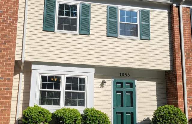 Great 2 Bedroom Townhouse for Rent in Western Henrico photos photos