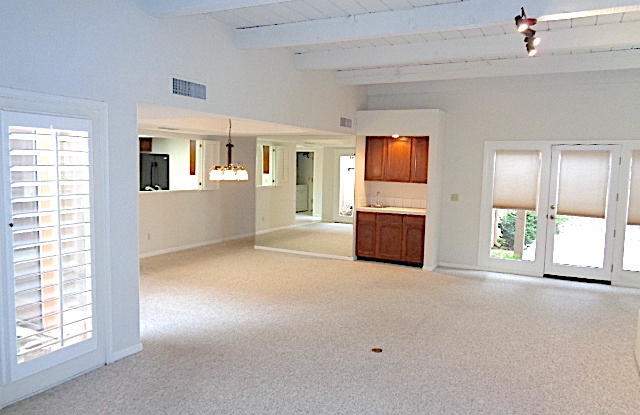 5753 N 78TH Place Gallery 4