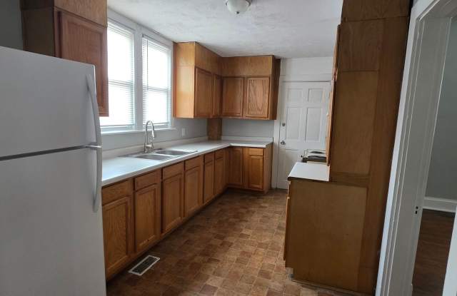 223 East 11th St. Gallery 3