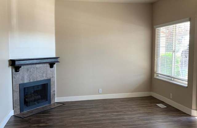 1233 Vine Ridge Way Gallery 4