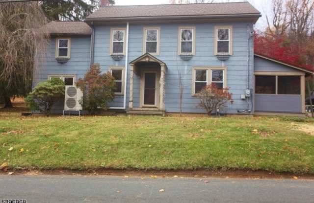 18 Little Philadelphia Rd - 18 Little Philadelphia Road, Brass Castle, NJ 07882