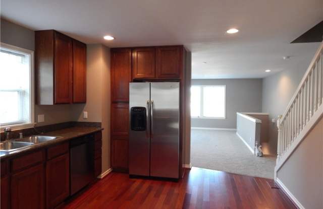321 Hardie Avenue Northwest Gallery 2