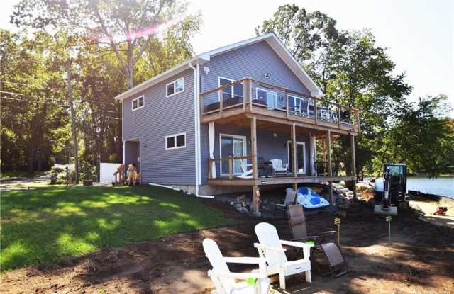 21 Lakeside Drive Gallery 2