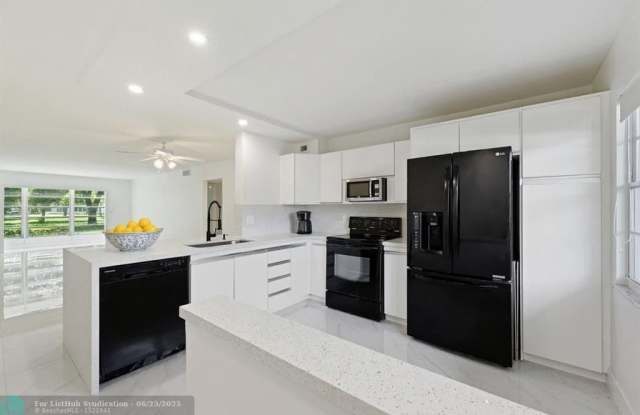2202 Lucaya Bnd photos photos