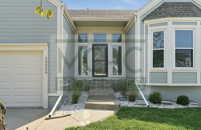 15239 Goodman Street Gallery 1