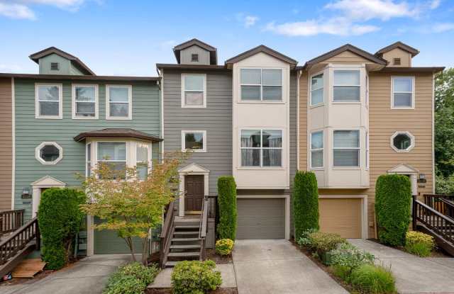 13040 Sw Caddy Pl - 13040 Southwest Caddy Place, Tigard, OR 97223