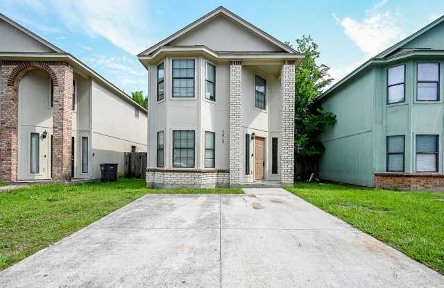 Spacious home for rent. - 3019 La Estancia Lane, Houston, TX 77093
