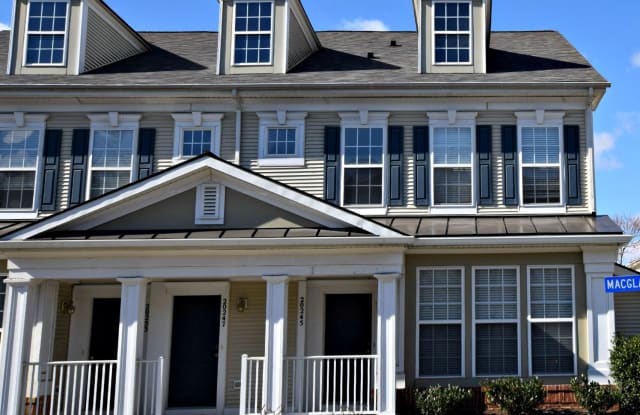 20245 MACGLASHAN TERRACE - 20245 Macglashan Terrace, Ashburn, VA 20147