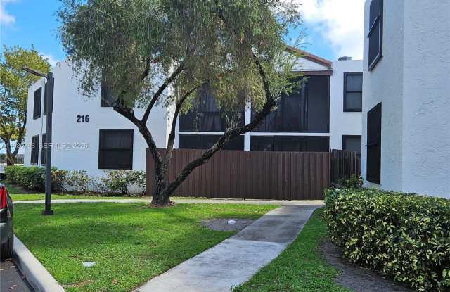 216 Lake Pointe Dr photos photos