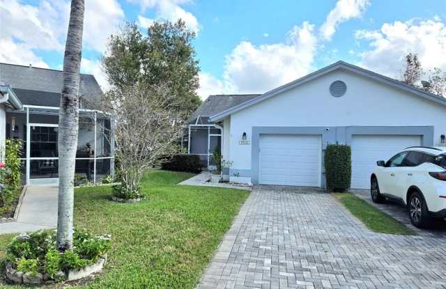 5912 NW 93rd Ter photos photos