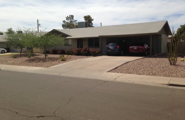 944 W Parkway Blvd - 944 West Parkway Boulevard, Tempe, AZ 85281